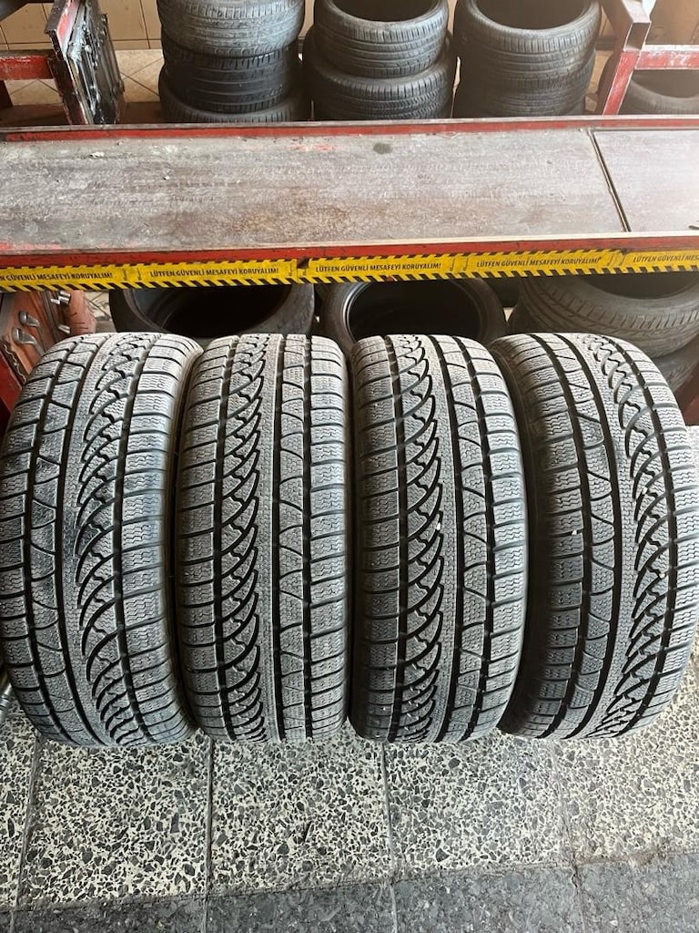 205 55 16 kışlık 4 adet - 2