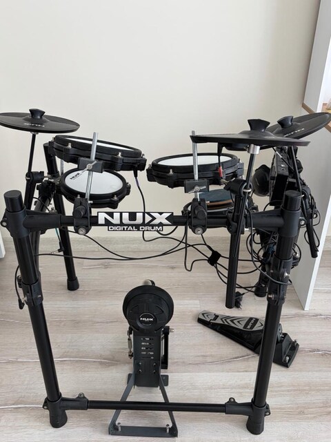 Nux Dm 210 bateri