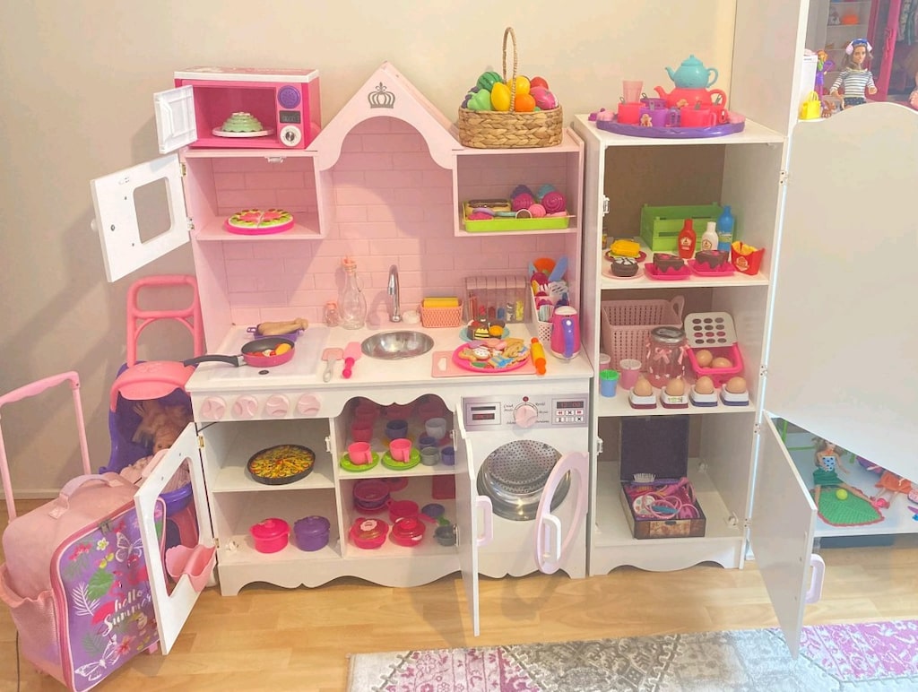 barbie oyun evi - 2