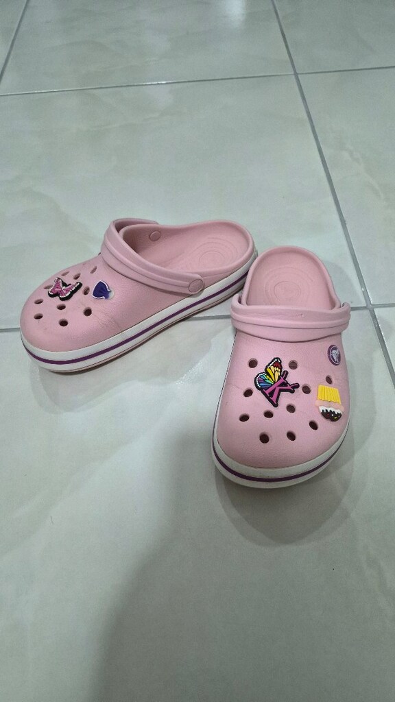 36-37 crocs - 2
