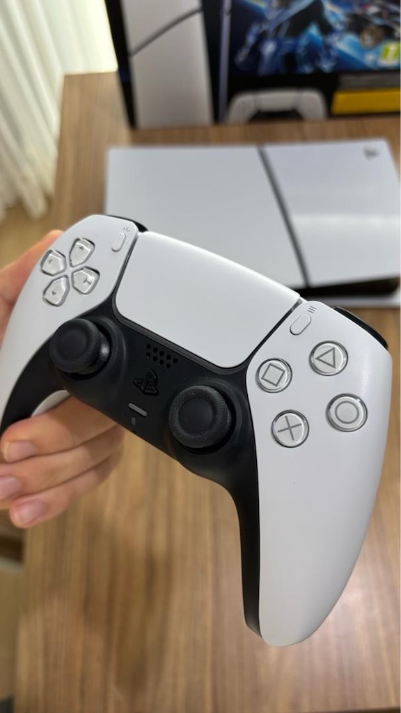 PlayStation 5 Digital Edition - 3