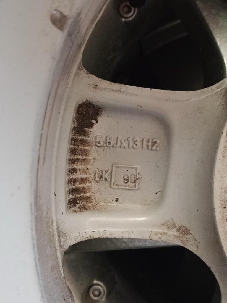 çıkma jant lastik 13jant 175/70/13 lastik jant takımdır çizikleri var - 18