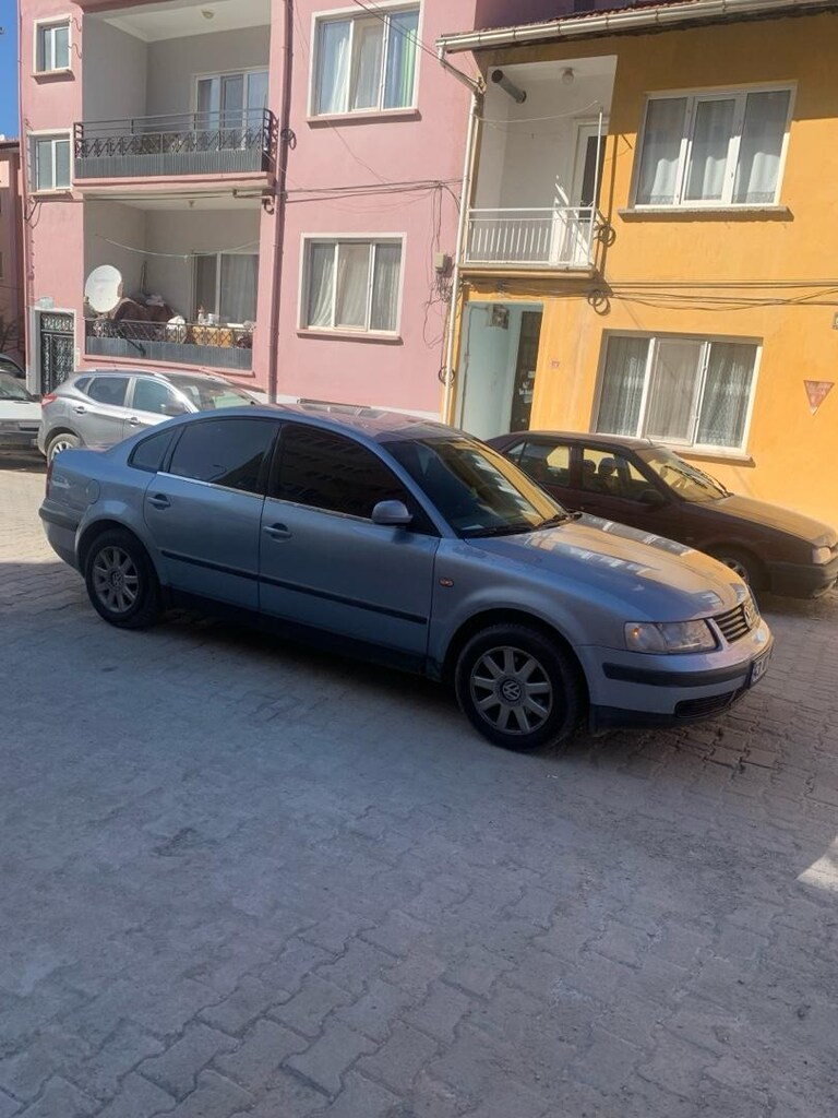 değişensiz bakımlı düşük km li Passat b5 - 7