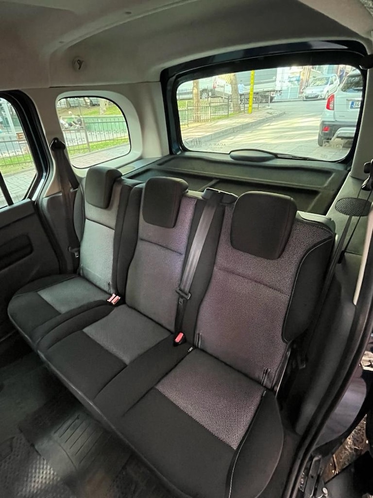 Sahibinden Renault Kangoo Multix 1.5 dCi Extreme 2016 Model Lacivert - 6