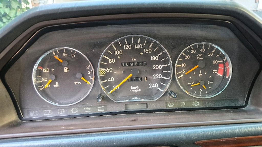 94 MODEL E200 - 8
