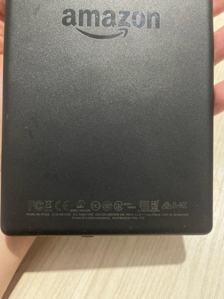 Amazon Kindle Touch 8.Nesil SY69JL - 2