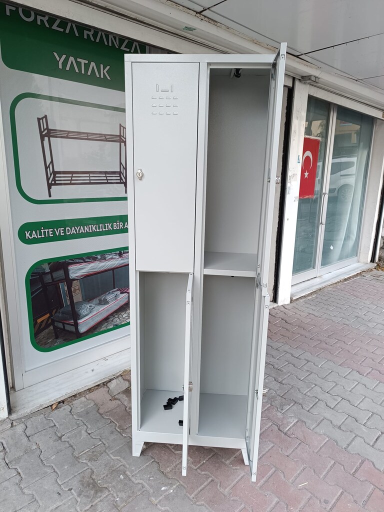 4 KISILIK SOYUNMA DOLABI SIFIR URUN - 2