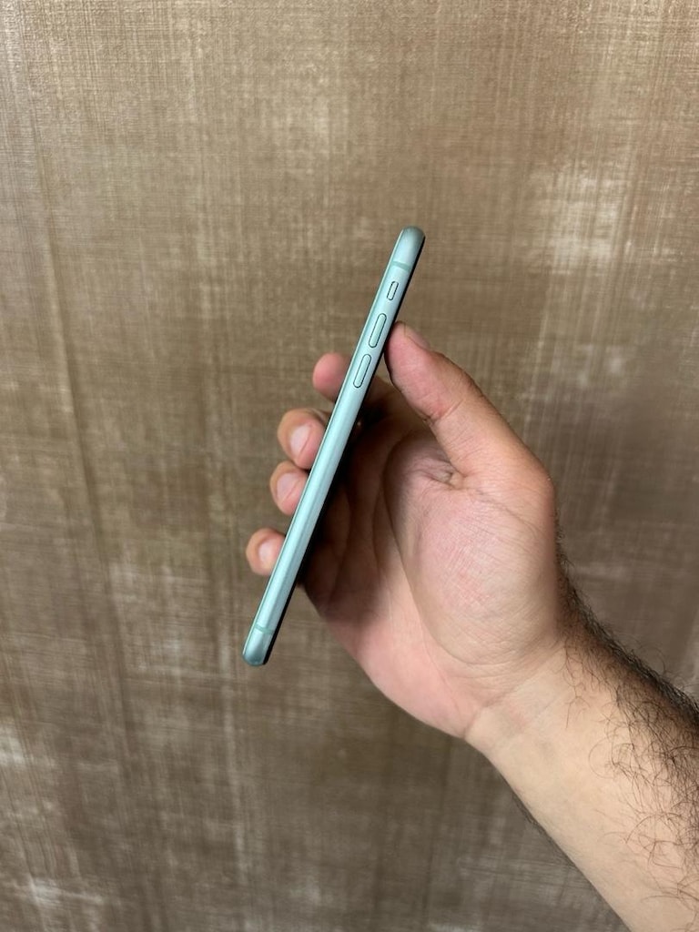 iPhone 11 128 gb yurtiçi hatasız tertemiz işlemsiz - 4