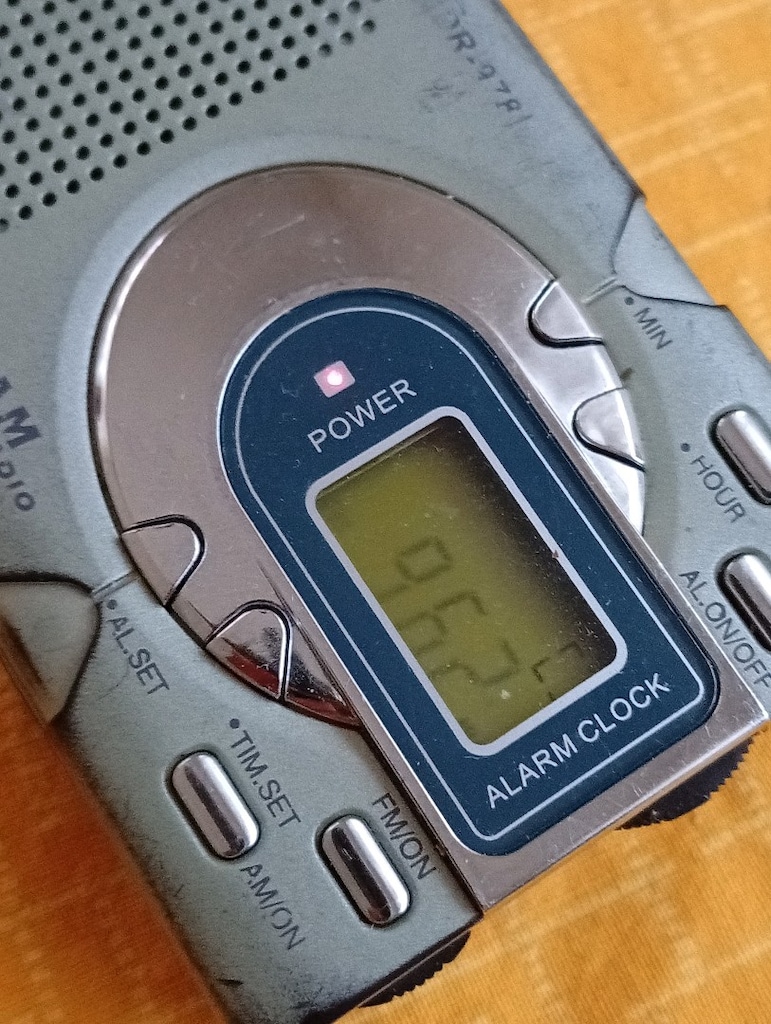radyo meraklısına sahibinden ikinci el olarak çalışır durumda teslim - 4