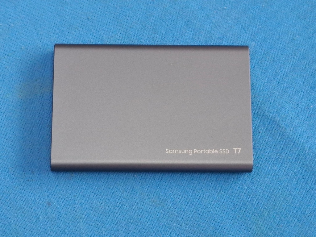 Samsung T7 2TB 1050MB-1000MB/s USB3.2 Taşınabilir SSD MU-PC2T0T/ - 2