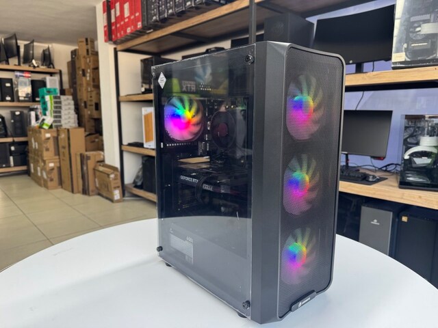KASA *RYZEN 5 5600 İŞLEMCİ *16 GB RAM *960 GB SSD*RTX5060 8GB E.K
