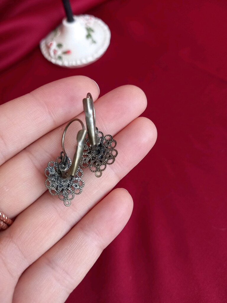 Kadın taşlı küpe - 4