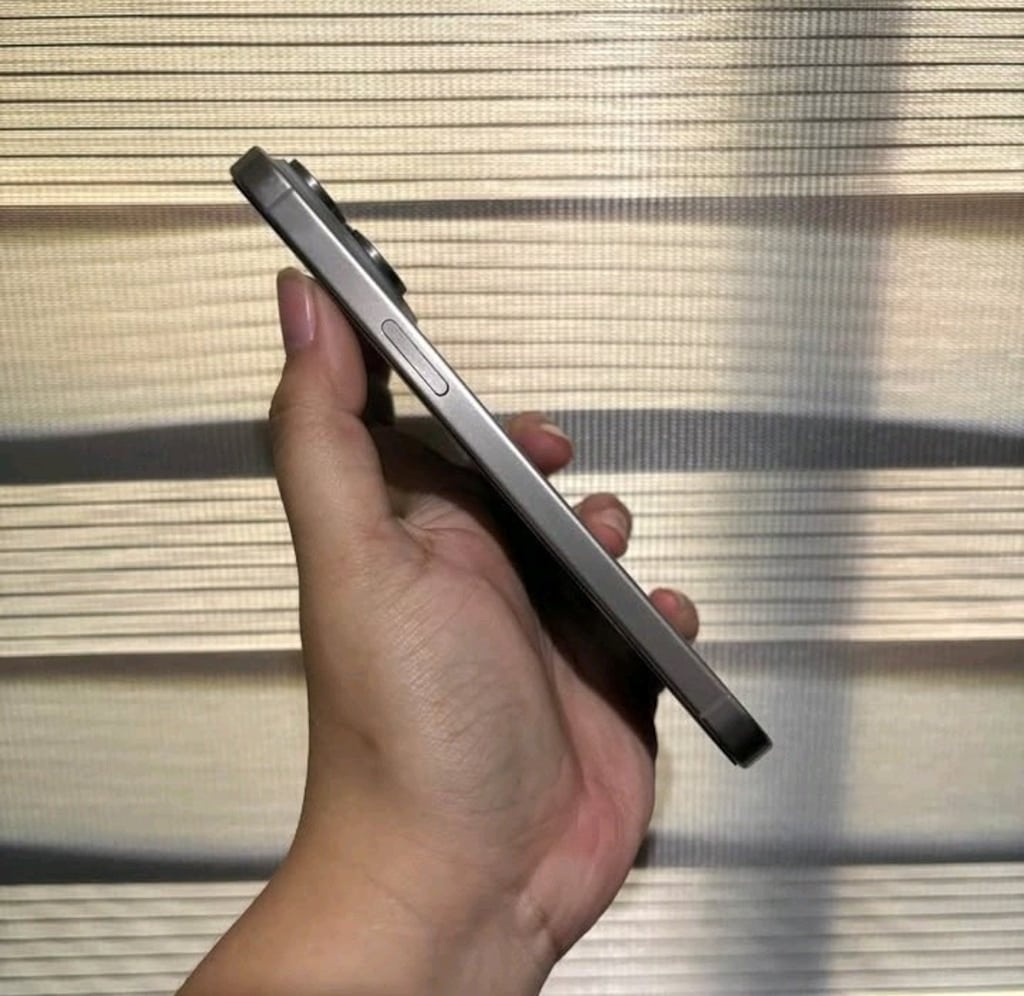 İLK SAHİBİNDEN İPhone 15 PRO MAX - 2