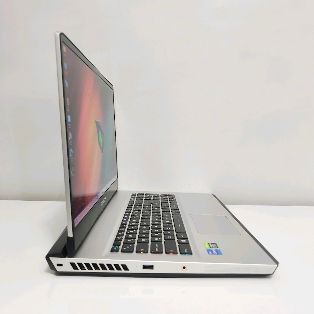 MONSTER T7 / RTX3060 / 300 HZ / 130W / 16 RAM / 1 TB SSD / İ7 İŞLEMCİ - 3