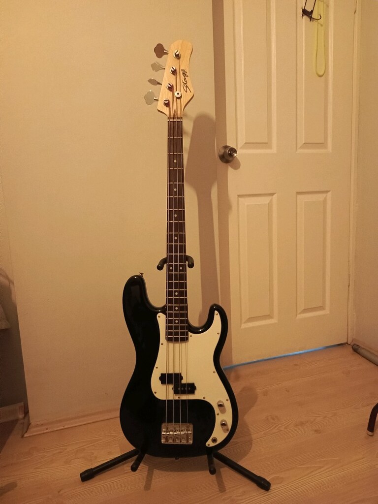 Stagg Bas gitar