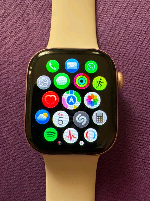 Acil satılık,Apple watch series 11 42mm Rose Gold