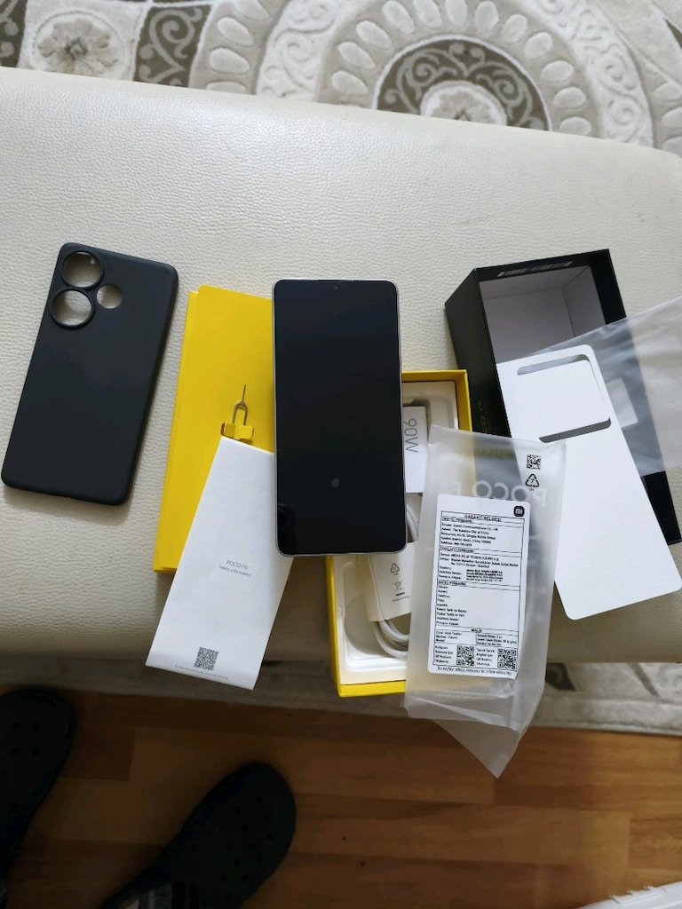 Poco F6 - 6