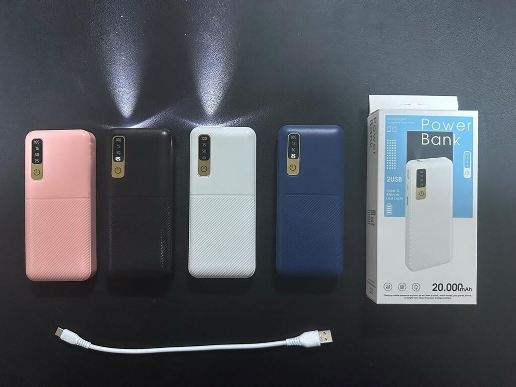 TOPTAN 20.000 mAh Powerbank LED FENERLİ (BEYAZ) - 5