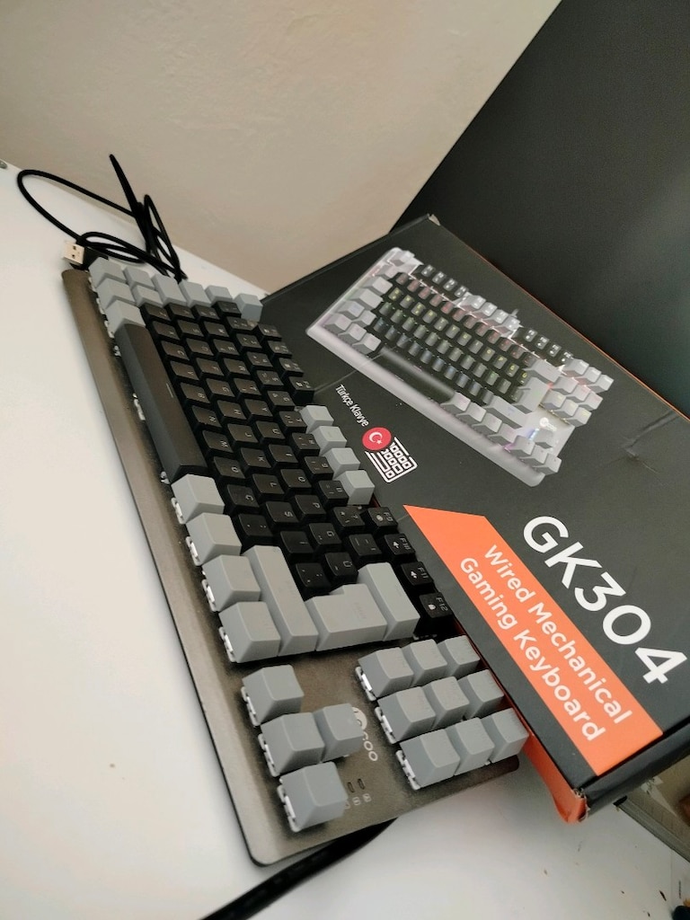 Le coo GK304 Mekanik Oyuncu klavyesi - 2