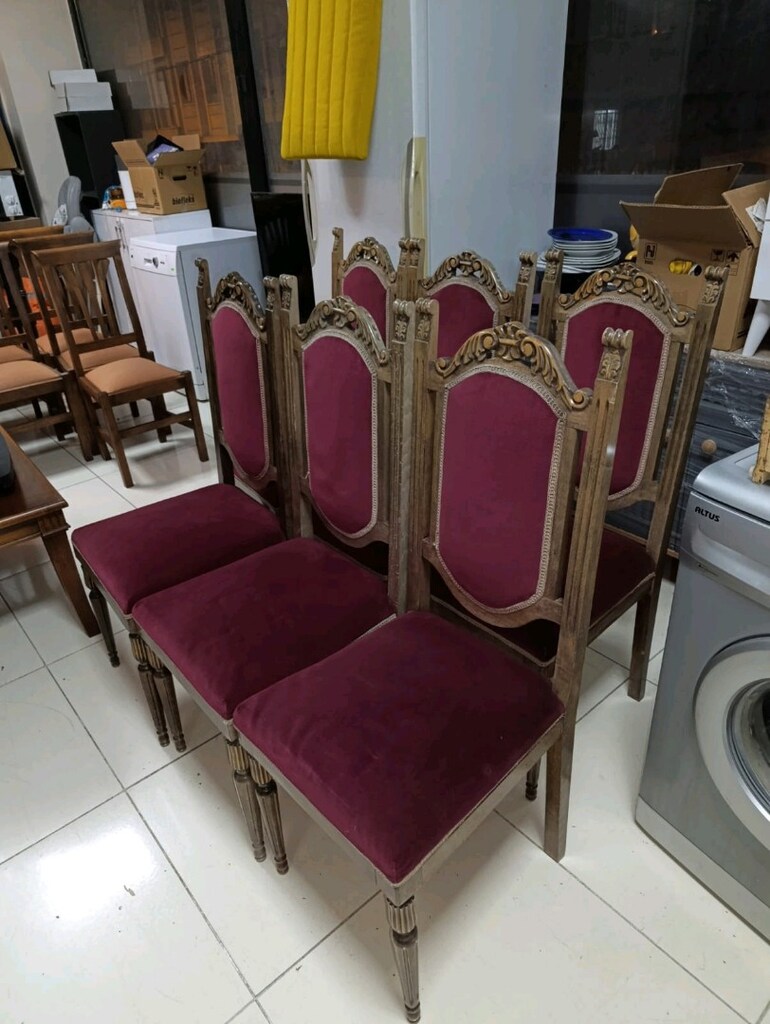İKEA 3 KAPILI DOLAP 4,500TL ANTİKA SANDELYE TAKIMI 15,000TL - 6