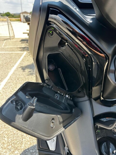 2024 model 2025 Mart çıkışlı 6800 kmde Yamaha X Max Tech Max