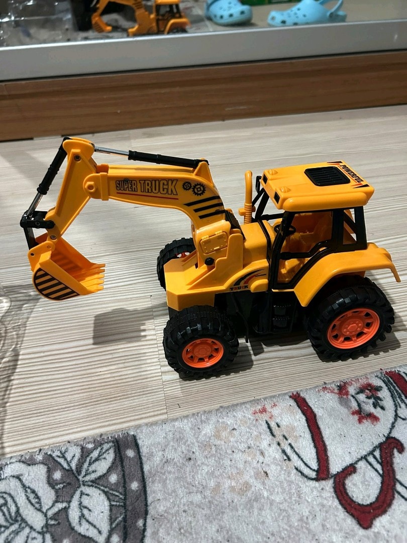 uzaktan kumandalı kepçe Ürün sıfır kutusundadır - 4