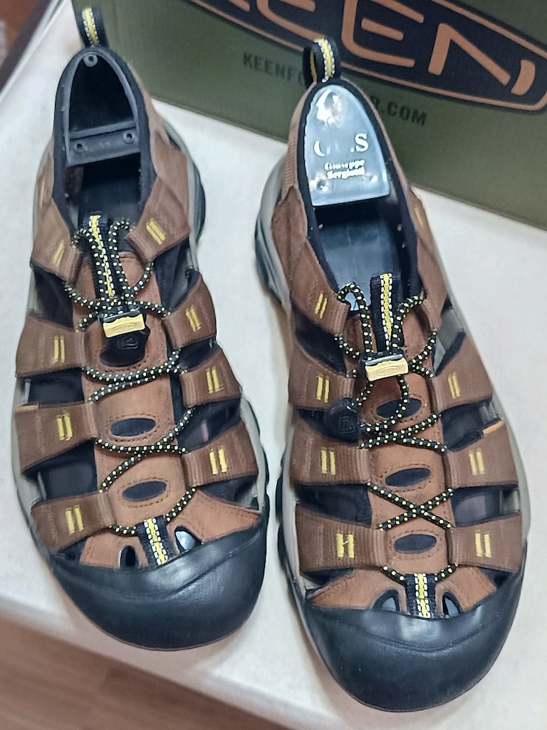 Keen newport parmak korumalı sandalettir. - 4