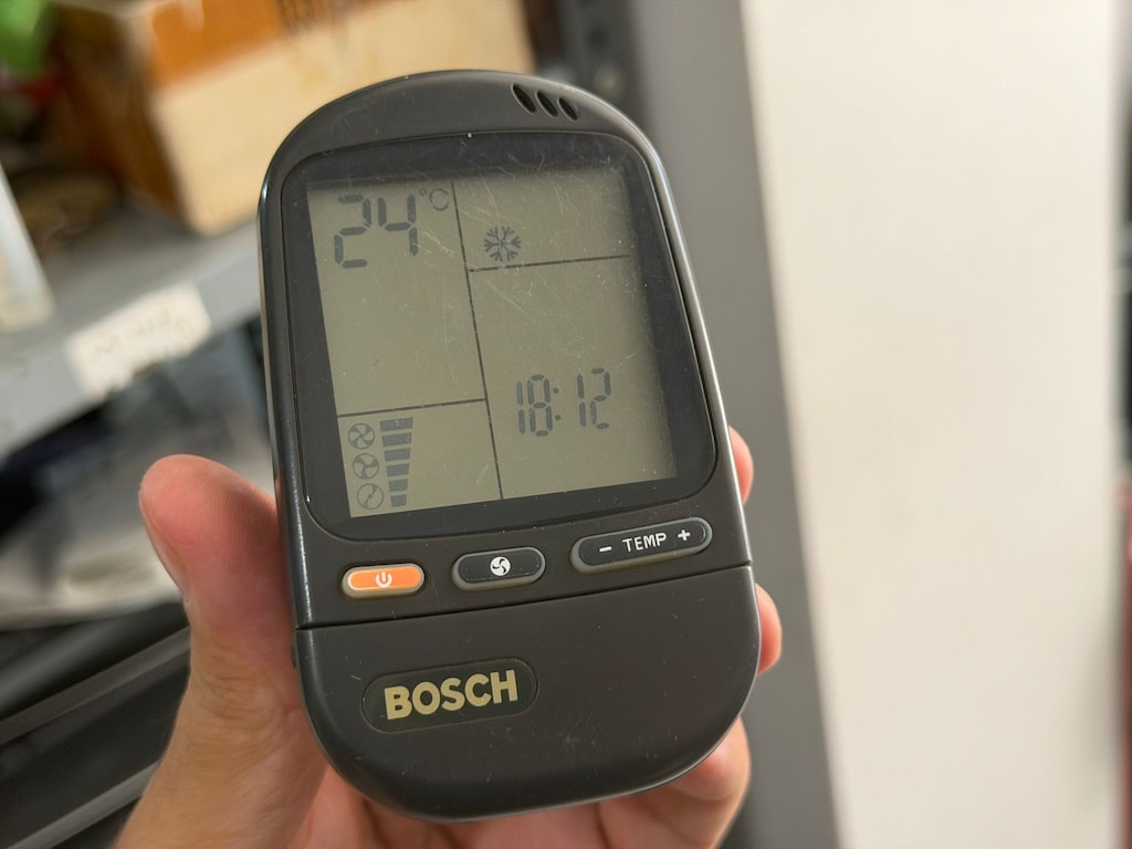 Bosch RC-4 Orjinal Klima Kumandası - 2
