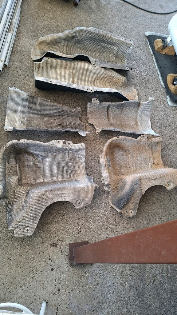 VOLVO S40 V50 C30 Araç Altı Egzoz Tuneli Isı Kalkanı 2005-2012. - 5