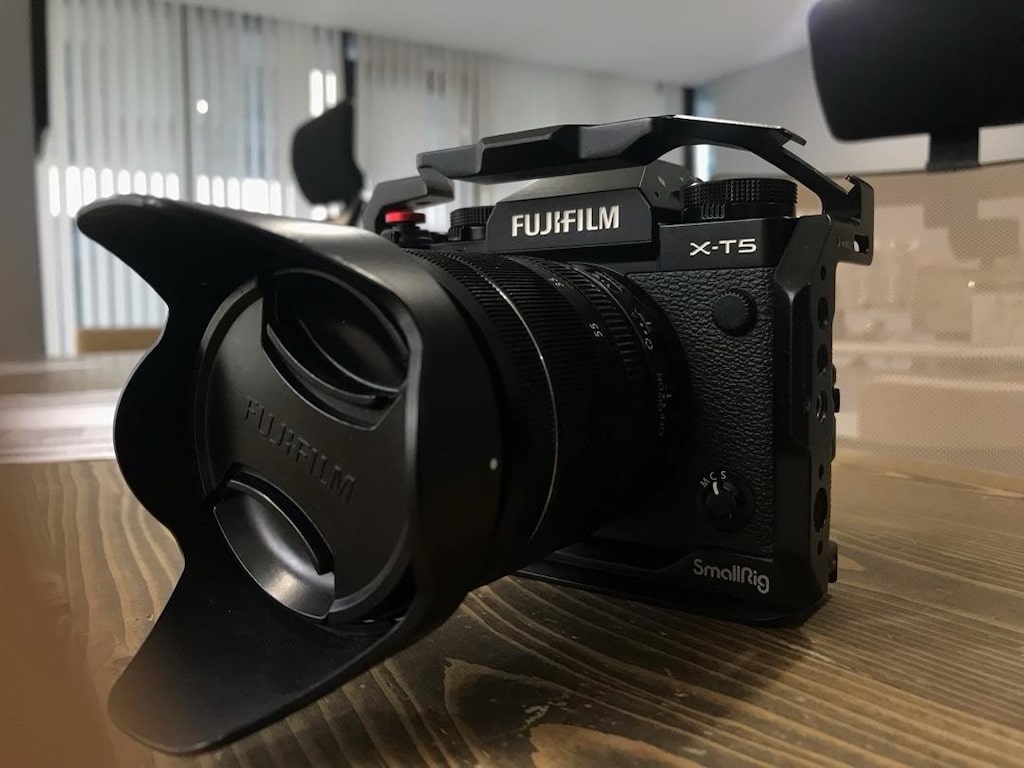 Acil satılık Fujifilm XT5 - 2
