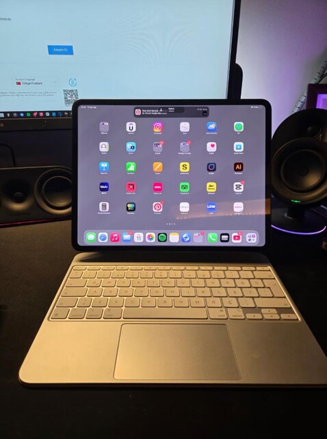 iPad Pro 11 inç M4 Çip 256 GB Kutu fatura 13 ay garantili Ekipman ile