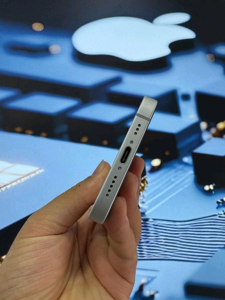 İPHONE 16E - 2