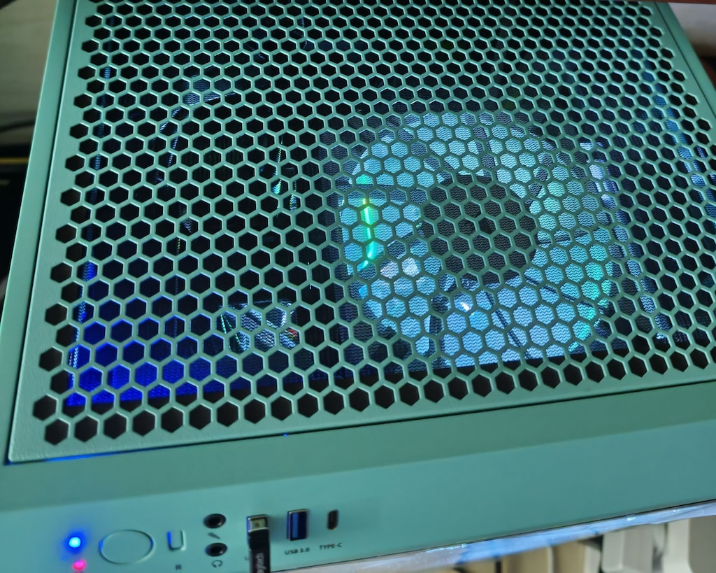 ÜST SEVİYE MINI-ITX WORKSTATION AI GAMING SİSTEM - 6