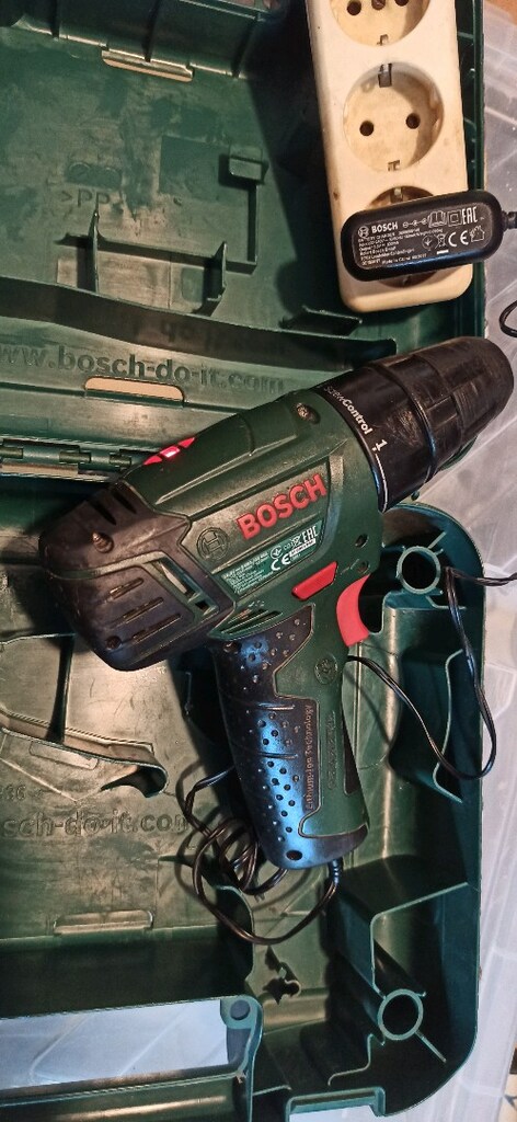 ORJİNAL BOSCH 10.8 VOLT ŞARJLI MATKAP - 8