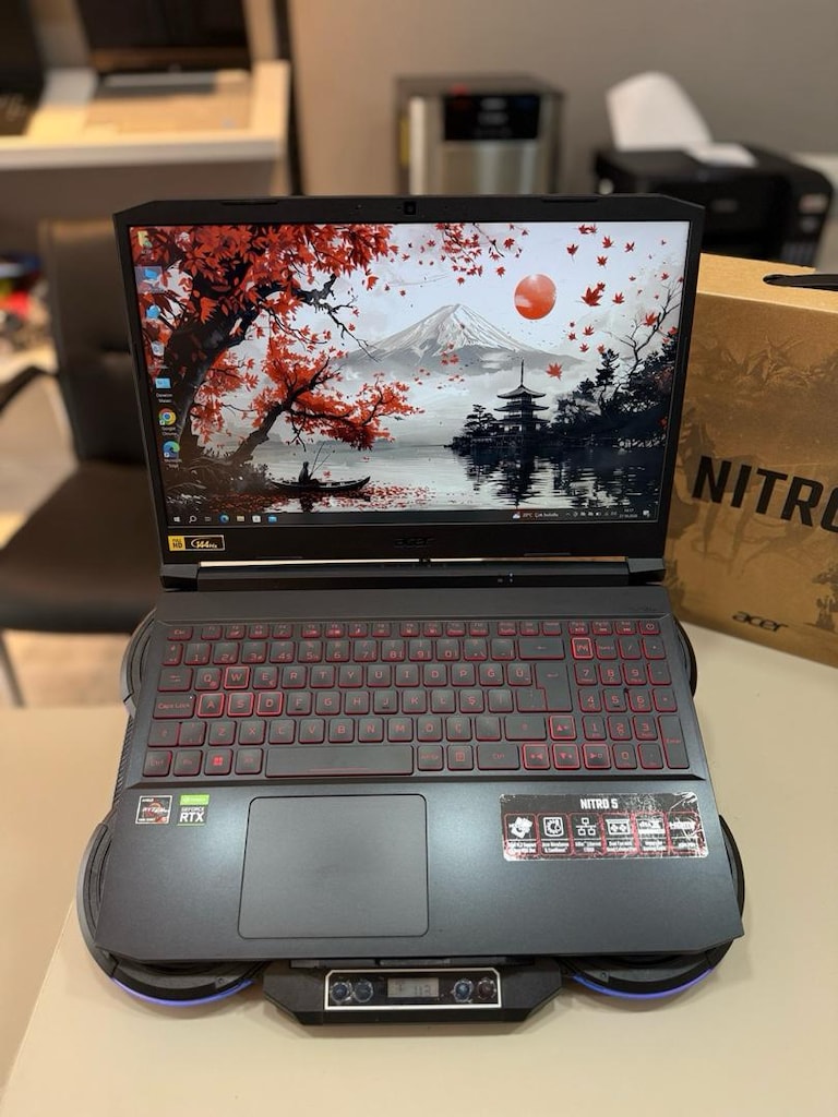 TERTEMİZ ACER NİTRO 5 GAMİNG LAPTOP RTX 3050 ~ AMD Ryzen 5 5600H - 8