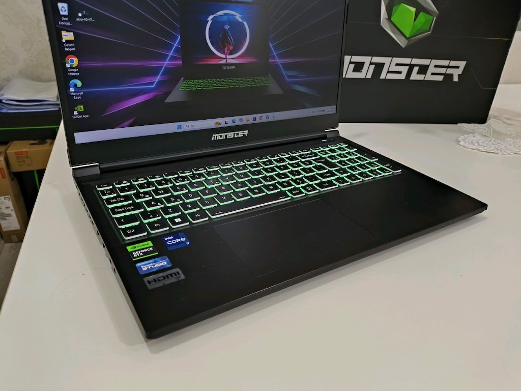 i7 12. Nesil Monster G@ming 24 GB RAM tam bir oyun canavarı laptop - 3