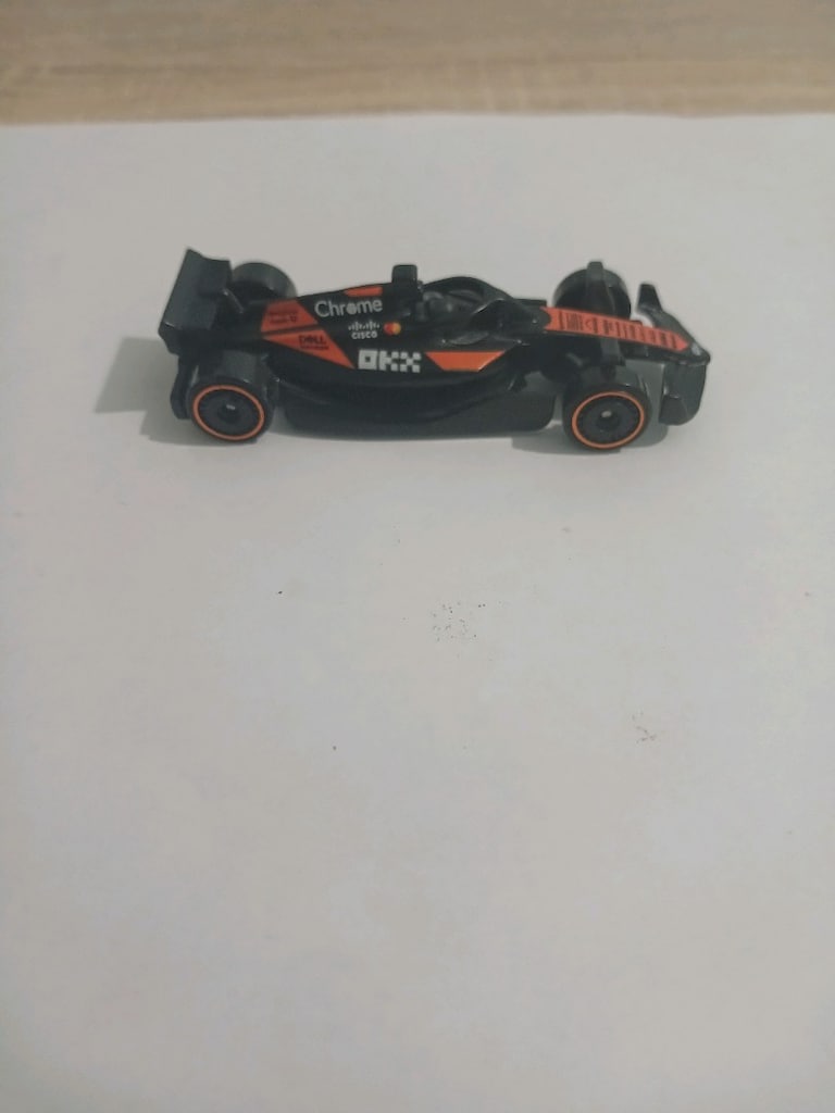 Hot Wheels McLaren Formula 1 - 4