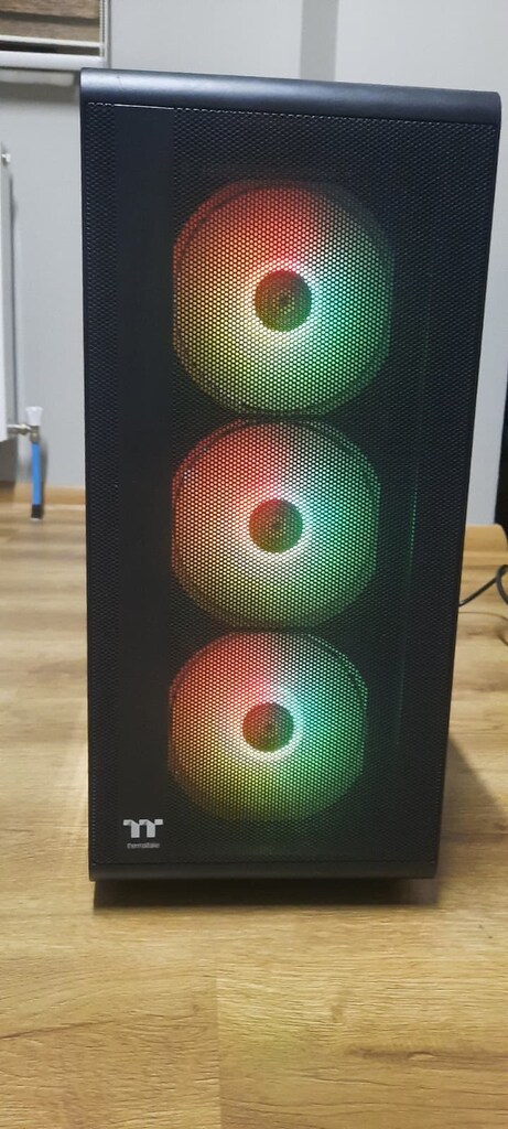İ5-10400F | GTX 1650 4GB | 16GB DDR4 3200MHZ | 500GB SSD | 550W PSU - 3