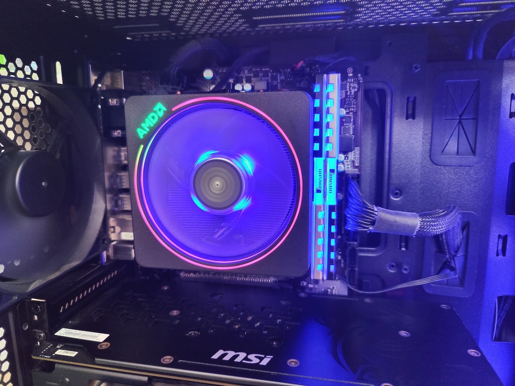 16 GB DDR4 RAM LEDLİ - 5