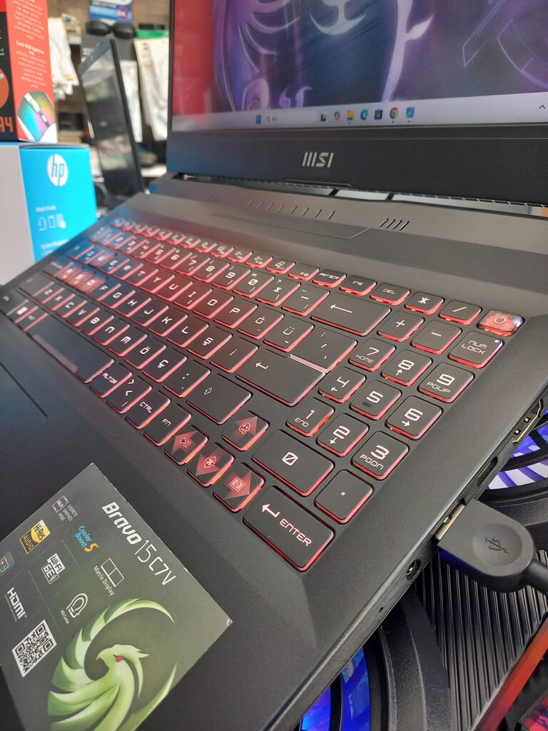 HATASIZ!!! MSİ BRAVO RYZEN 7 7535HS 16 GB RAM DDR5 RTX 4060 - 6