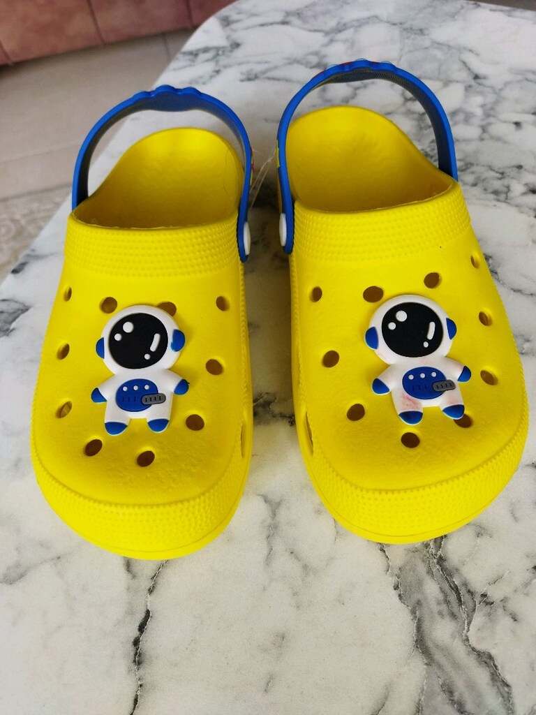Gezer marka 34 no canlı sarı renk unisex cros terlik - 4