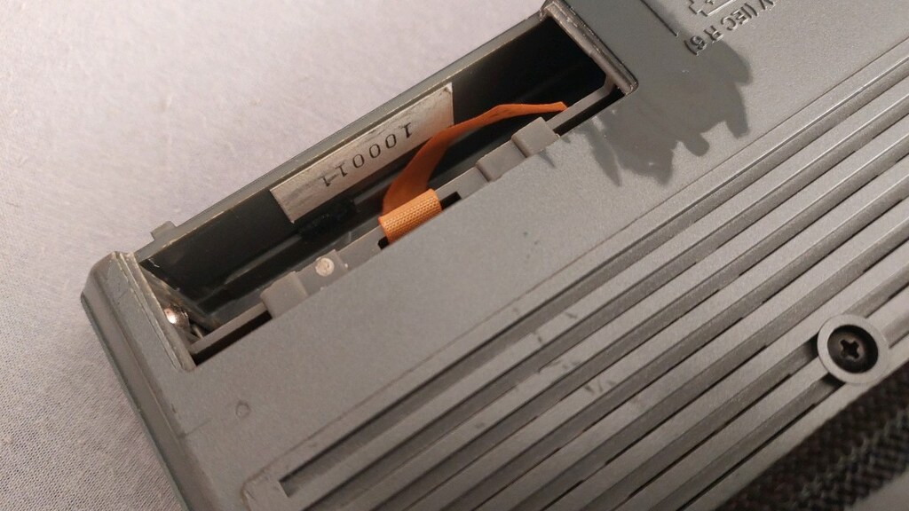 GRUNDIG YACHT BOY 210 ALMAN MALI 1985 ÜRETİMİ RADYO - 10
