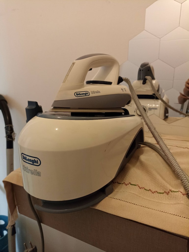 De’Longhi VVX1865 Stirella Dual 2200W Buhar Kazanlı Ütü - 5