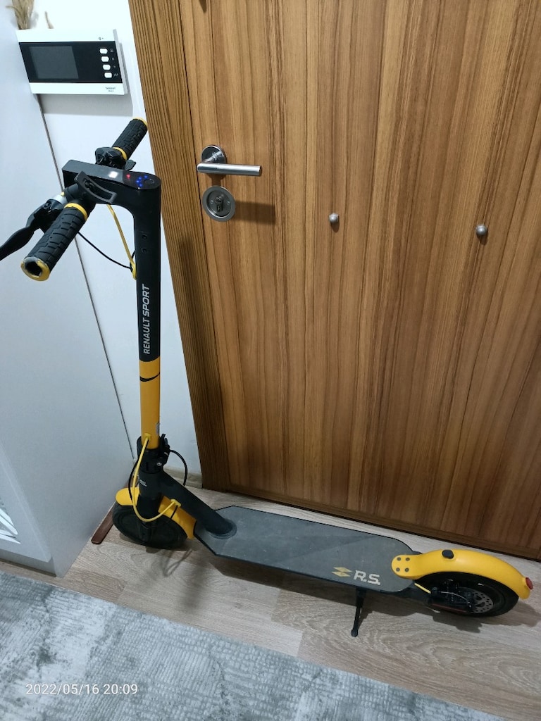 Scooter Renault rs - 2