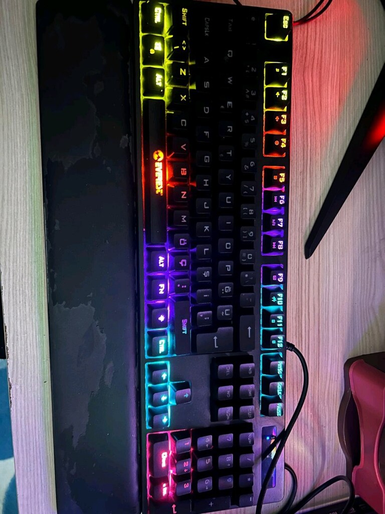 Mekanik Red Switch Everest KB-Gx8 Rainbow Oyuncu Klavyesi - 3