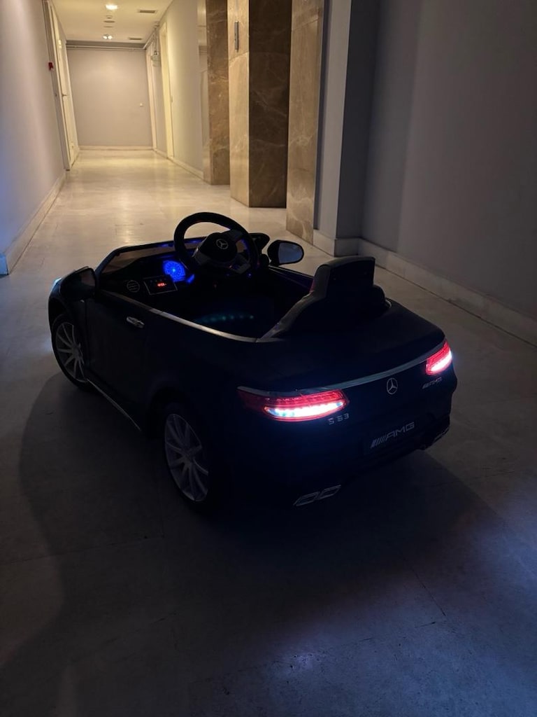 Mercedes AMG S63 12V Akülü Araba - 4