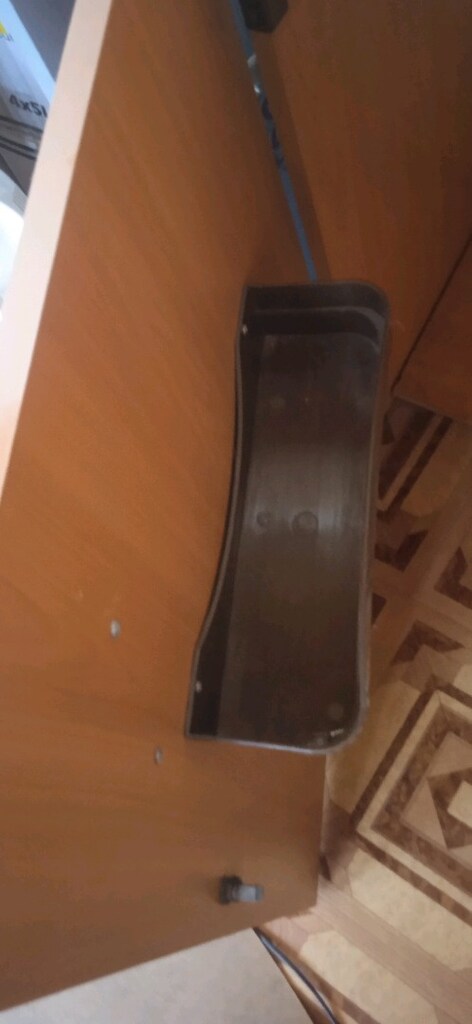 SİNGER ELEKTRİKLİ DİKİŞ MAKİNE KABİNİ - 5