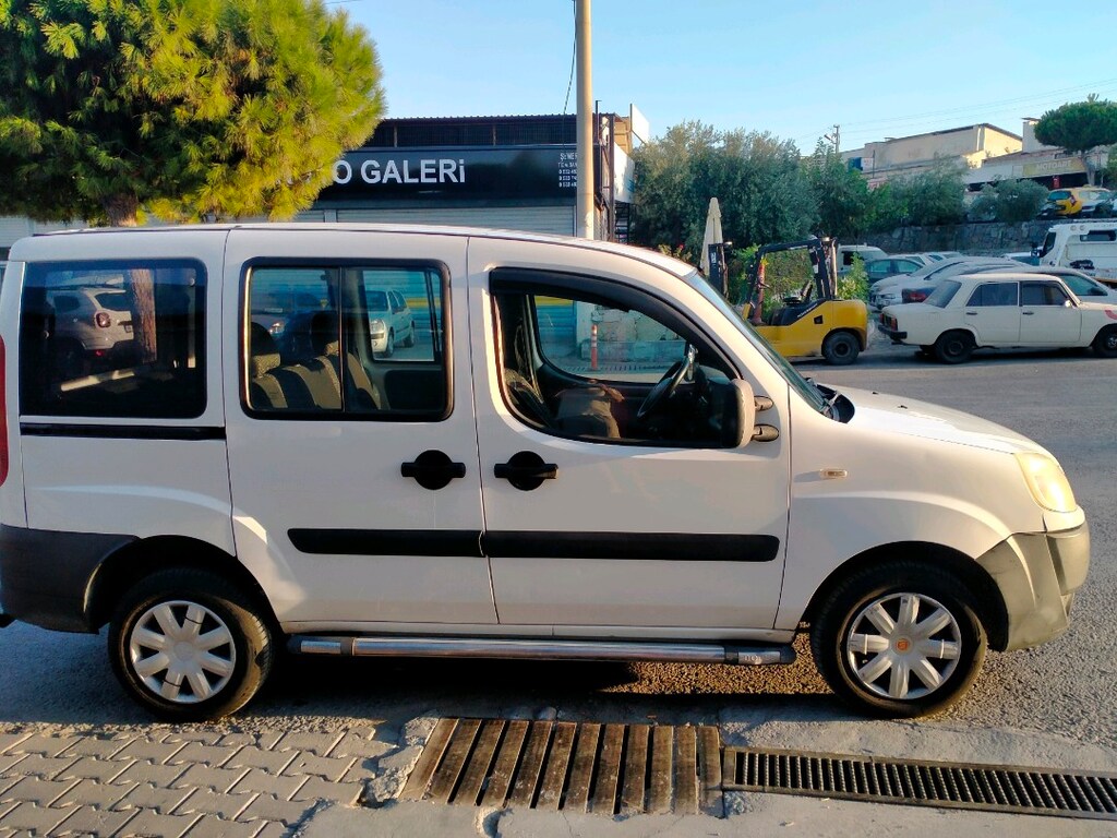 2012 doblo combi m.jet 1.3 - 2