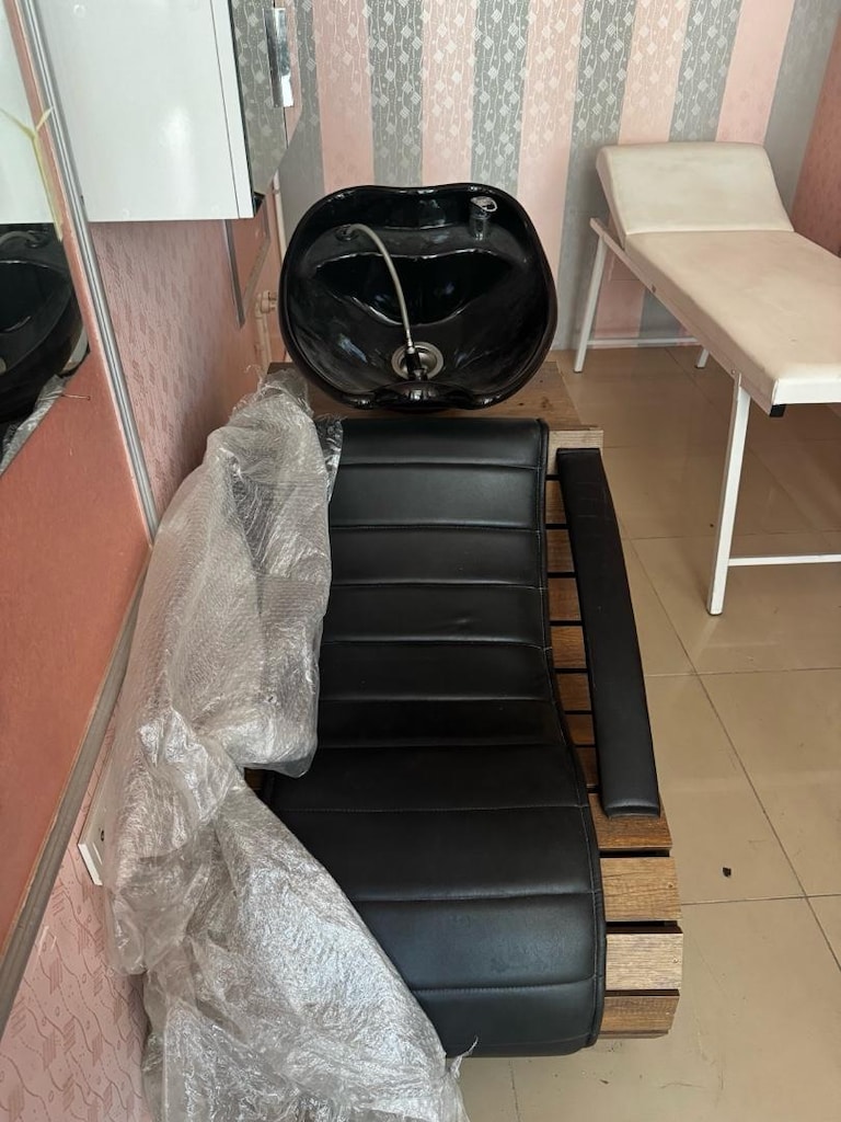 HİÇ KULLANILMAMIŞ YIKAMA KOLTUĞU
