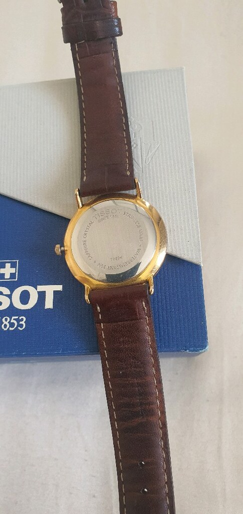 Tissort kol saati. Geliri hayır kurumlarına verilecektir - 3